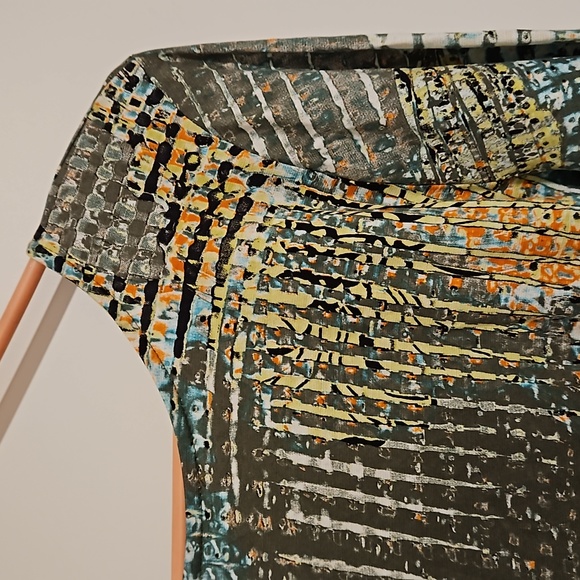 Static abstract pattern size Medium Large Peck and Peck - Picture 5 of 7